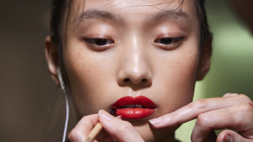 Laut Make-up-Artistin: Diese Trends darfst du 2024 nicht verpassen