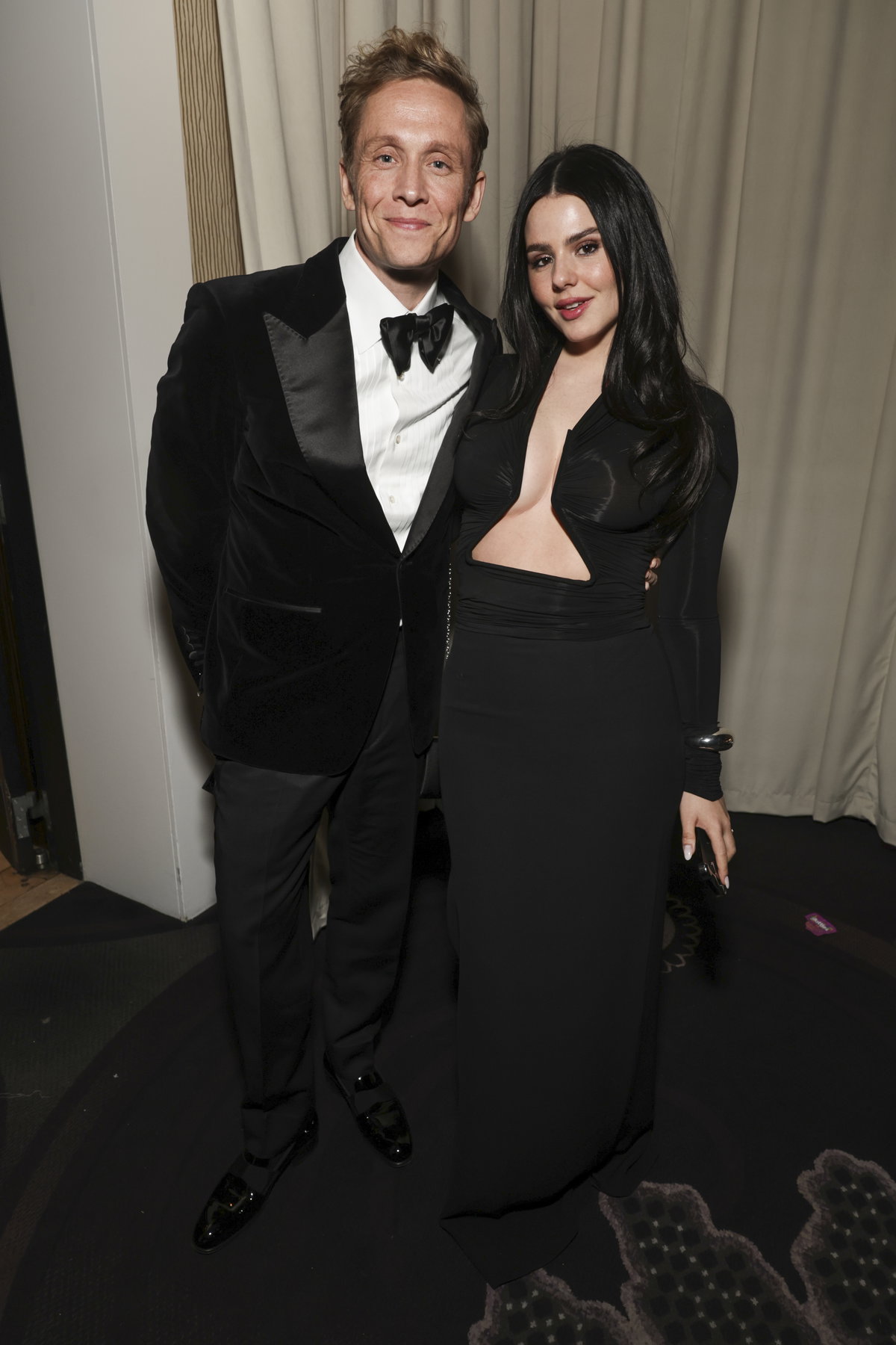 Ebenfalls unter den geladenen Gästen im Beverly Hilton Hotel waren Schauspieler Matthias Schweighöfer und seine Freundin Ruby O. Fee. Beide sahen wunderschön elegant aus und entschieden sich für edle Looks in schlichtem Schwarz.