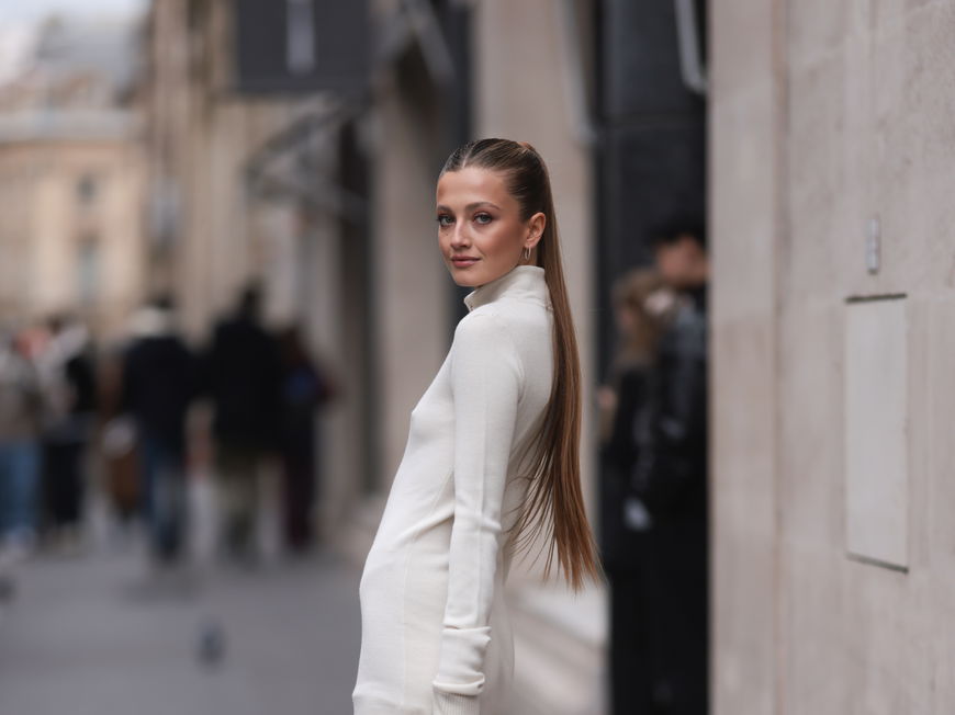Kurzehaarfrisuren sind im Trend – das ist kein Geheimnis. Für all diejenigen, die aber ihre lange Mähne behalten möchte, kommt hier die gute Nachricht: Haare in XL-Länge kommen ganz groß raus.