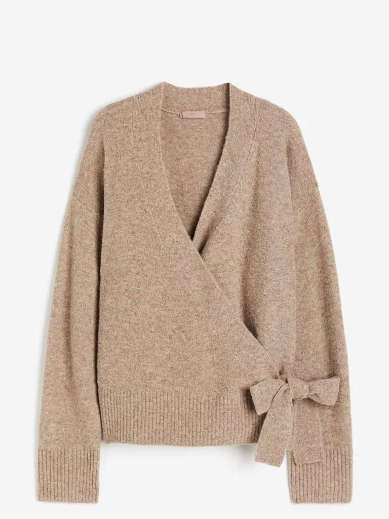 Beigefarbener Wickel-Cardigan