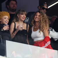 Super Bowl 2024: Blake Lively trägt das stylischste Outfit von Adidas