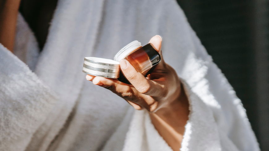 Diese 9-Euro Creme wirkt wie ein natürliches Facelift