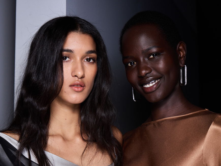 Mailand Fashion Week 2024: Unterschiedlicher könnten die besten Make-up-Trends kaum sein