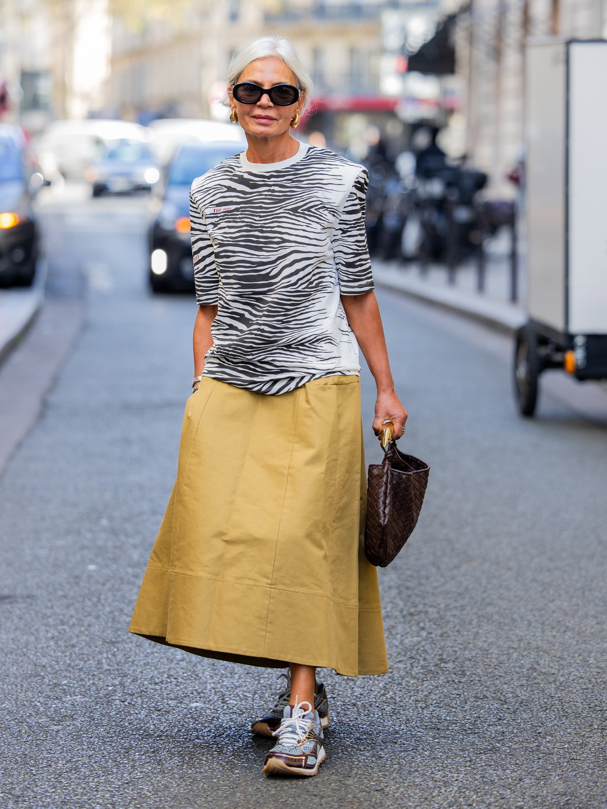 Grece Ghanem im Zebra-Shirt