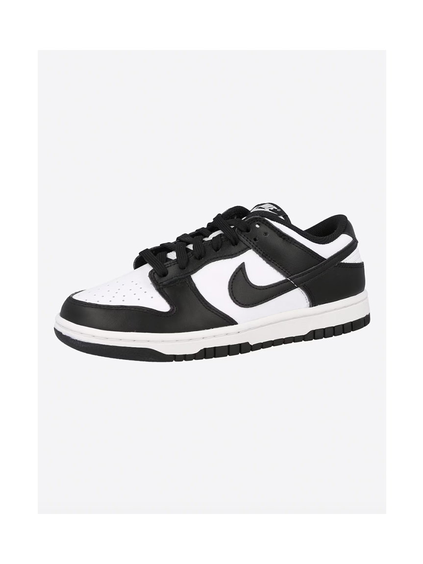 Nike Dunks in Schwarz-Weiß