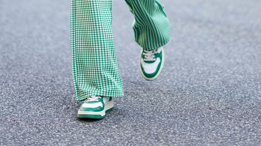 Dieser Sneaker von Rieker löst bei Frauen über 50 Herzklopfen aus