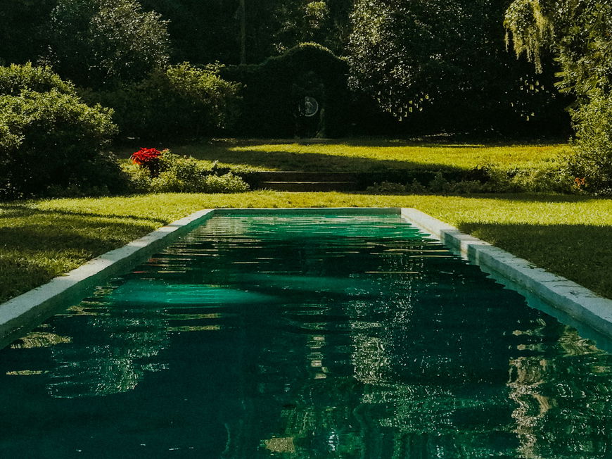 Pool im Garten