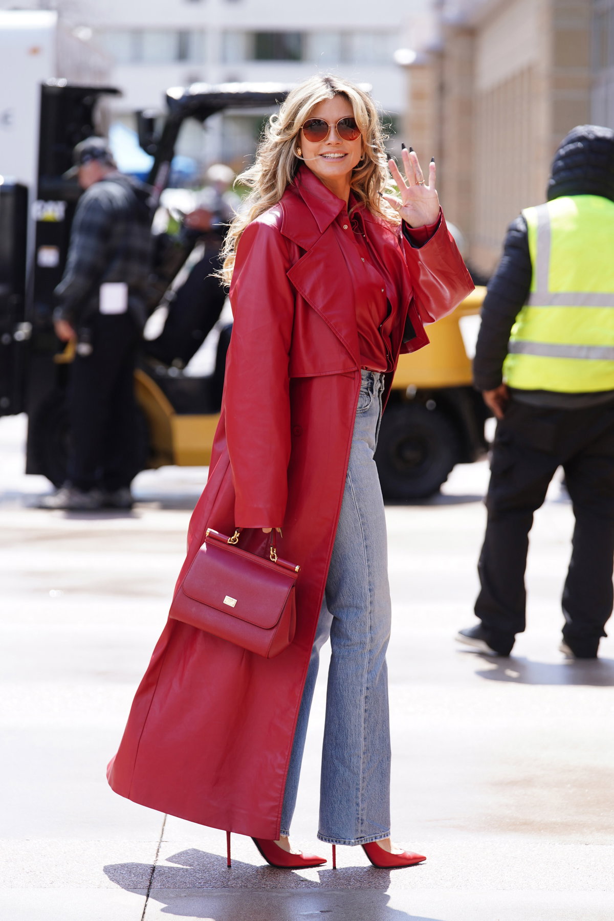 Heidi Klum in rotem Leder-Look