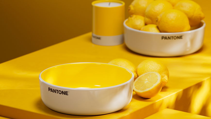 H&M Home x PANTONE: Diese Deko-Pieces bringen Farbe in dein Zuhause