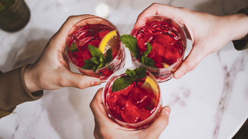 Der Martini Pomegranate ist DER Trend-Drink der Saison