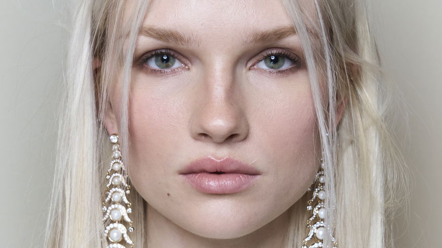 Lippenöl aus der Drogerie: Diese Produkte sorgen für einen schönen Glow