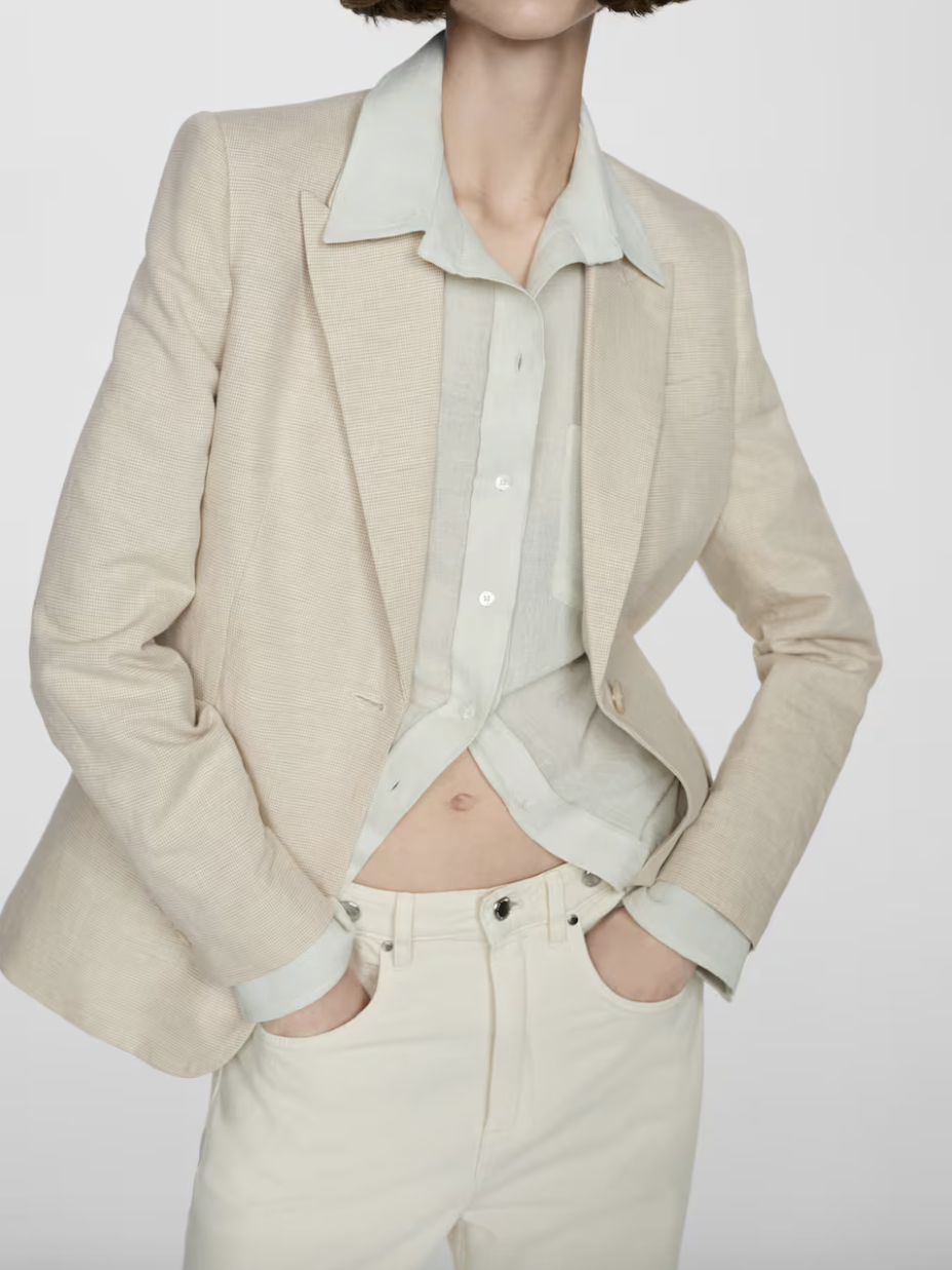 Beigefarbener Blazer aus Leinen von Mango