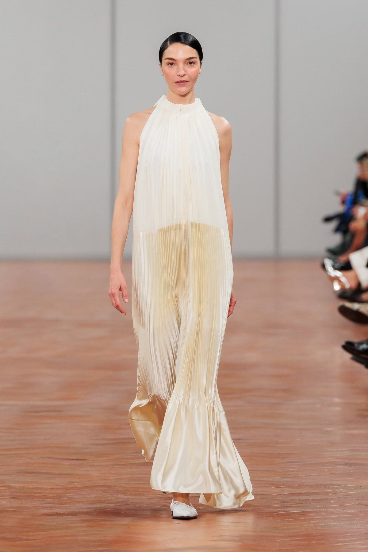 Cos Spring/Summer Kollektion 2024