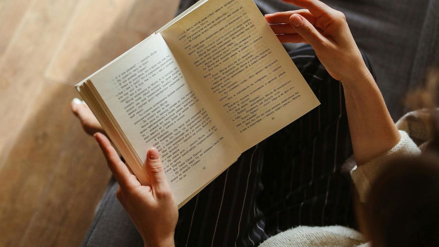 Bücher-Trends 2024: 3 Neuerscheinungen im Juni, die du vorbestellen solltest