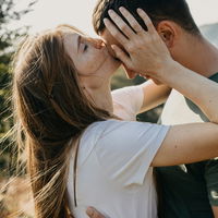 Horoskop: 3 Sternzeichen, die sich im Mai Hals über Kopf verlieben