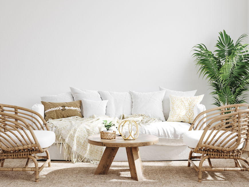 Wohnzimmer mit heller Couch