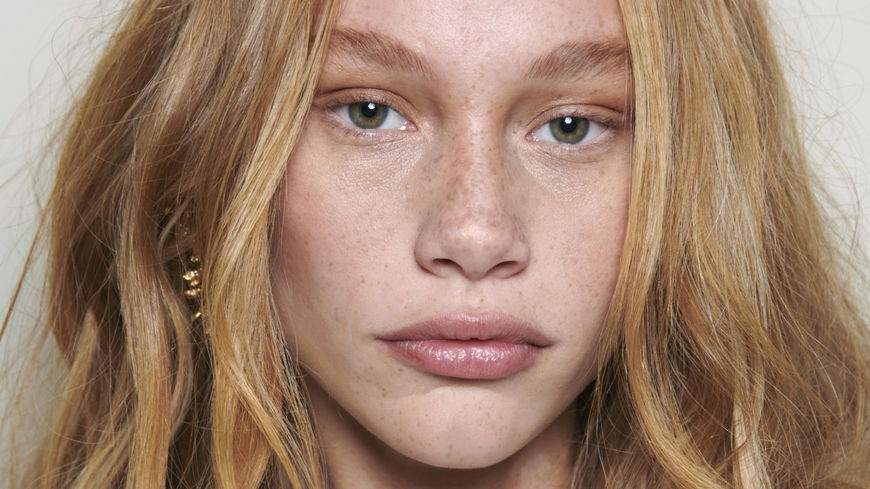 Frisuren-Trend 2026: "Sunbeam Blond" lässt deinen Teint gebräunt aussehen