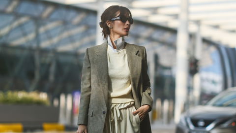 Reise-Looks: Das ist das perfekte Outfit für einen Langstreckenflug 