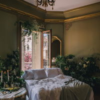 Interior-Trend 2024: Mit diesen Tipps bringst du den Bridgerton-Style in dein Zuhause