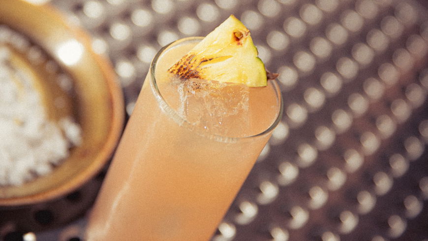Statt Aperol: Diese 3 Drinks liegen diesen Sommer total im Trend