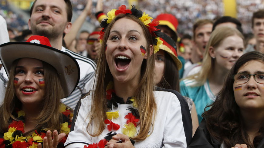 Dieses Outfit trage ich zum Public Viewing