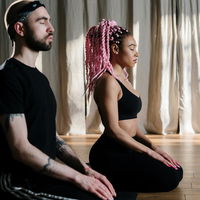 Von Waldbaden bis Breathwork: 7 neue Wellbeing-Trends im Check