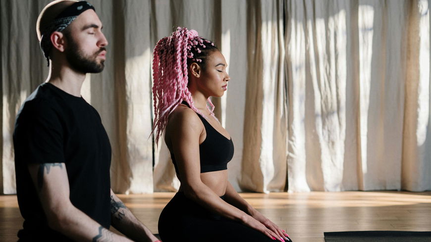 Von Waldbaden bis Breathwork: 7 neue Wellbeing-Trends im Check