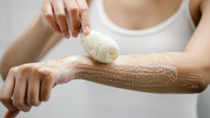 Diese 3 günstigen Drogerie-Duschgele riechen besser als Parfum