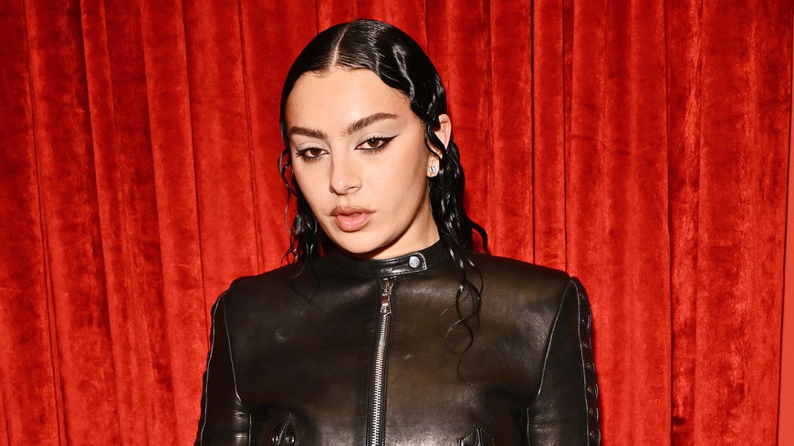 Brat Girl Summer: So stylst du den Gören-Trend