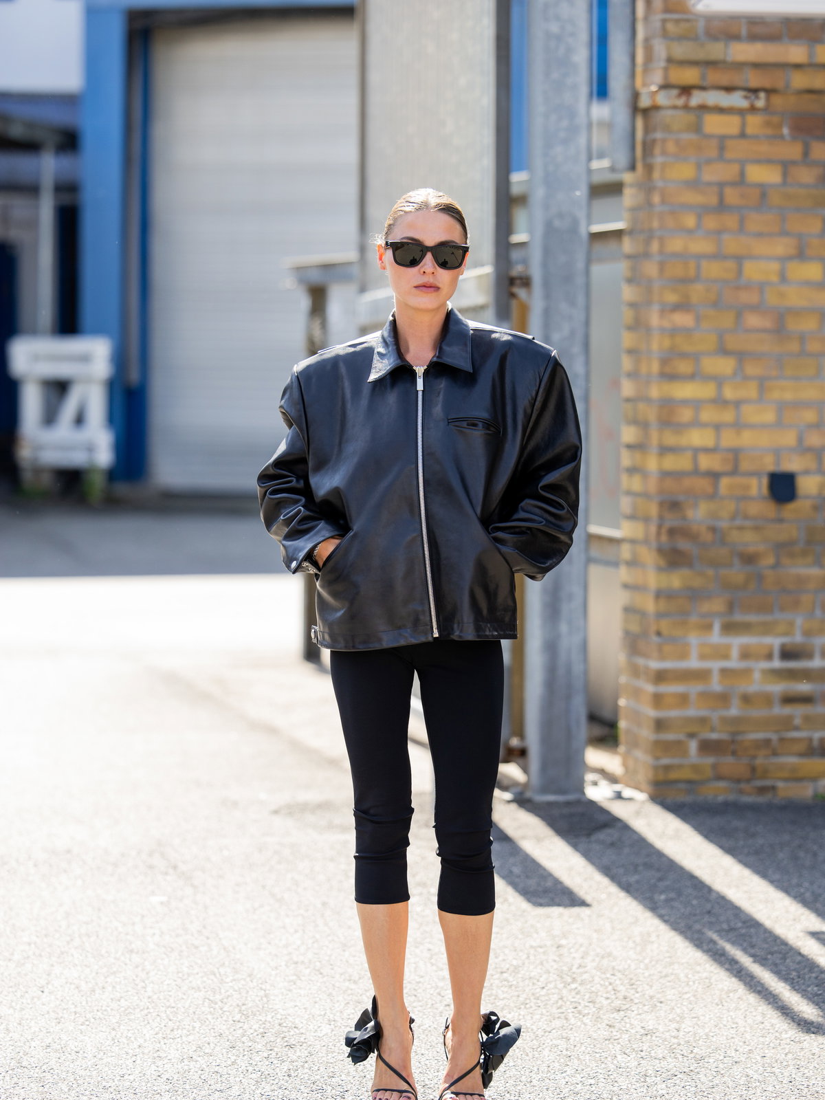 Lederjacke zur Caprihose