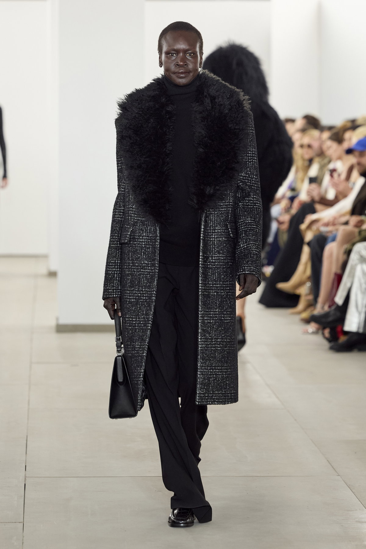 Mäntel mit Fake Fur