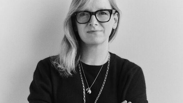 Givenchy ernennt Sarah Burton zur neuen Kreativdirektorin