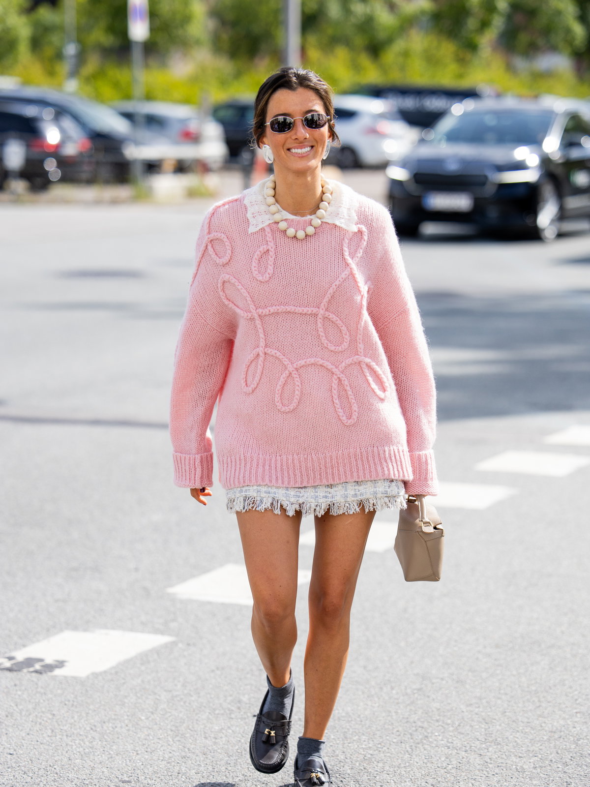 Minirock zum Strickpullover