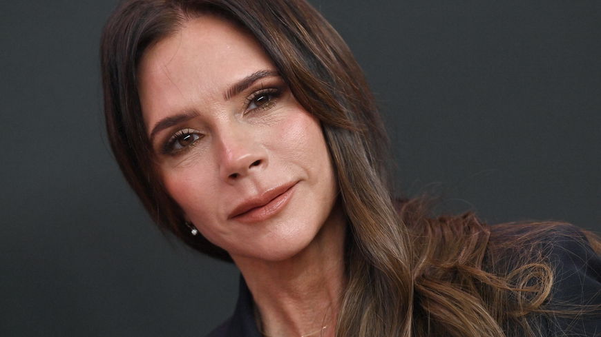 Victoria Beckham trägt die neue Trend-Frisur