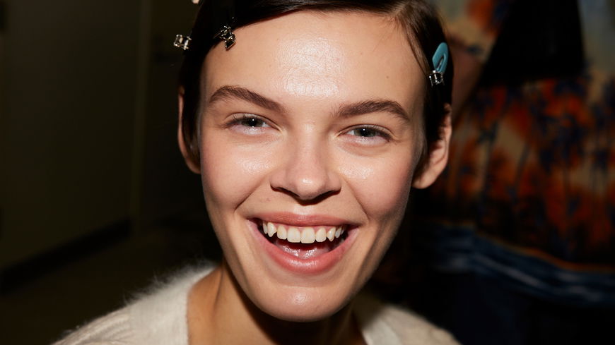 Die 5 besten Retinol Seren für eine straffere Haut