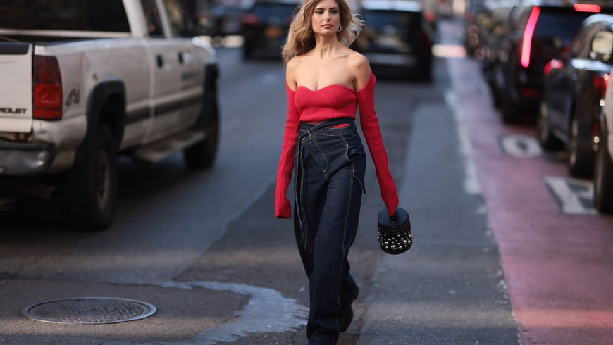 Dunkelblaue Jeans kombinieren: So stylen wir Dark-Denim richtig