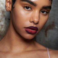 3 Lippenstiftfarben, die wir an Halloween tragen