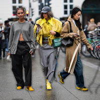 Sneaker in dieser Farbe werden überraschenderweise im Herbst 2024 immer gefragter