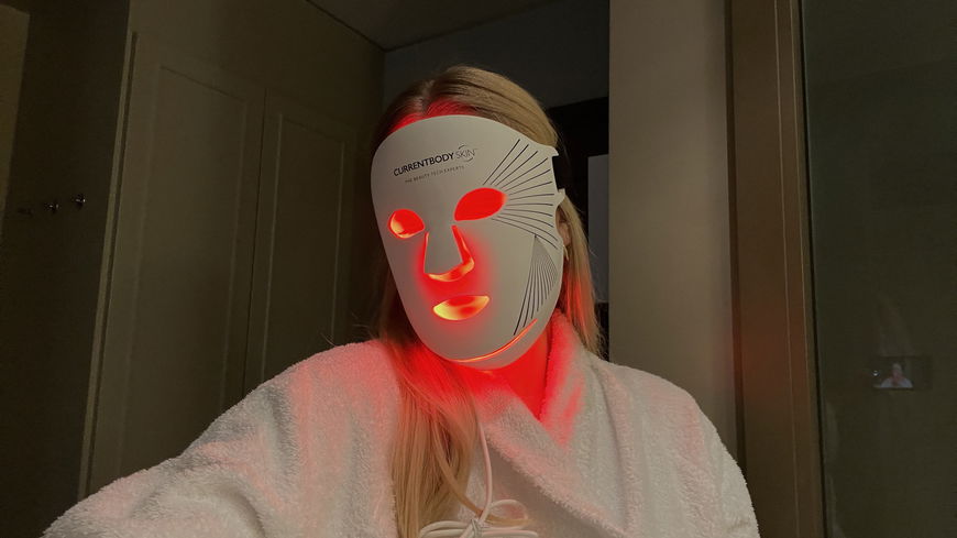 Ich habe die virale LED-Gesichtsmaske getestet – das sind meine Erfahrungen