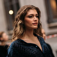 Beautytrend im Herbst 2026: Warum wir jetzt alle auf Anti Blush setzen