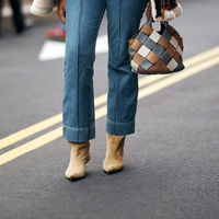 Zur Jeans: Diesen Stiefel tragen gerade alle stylischen Frauen in New York