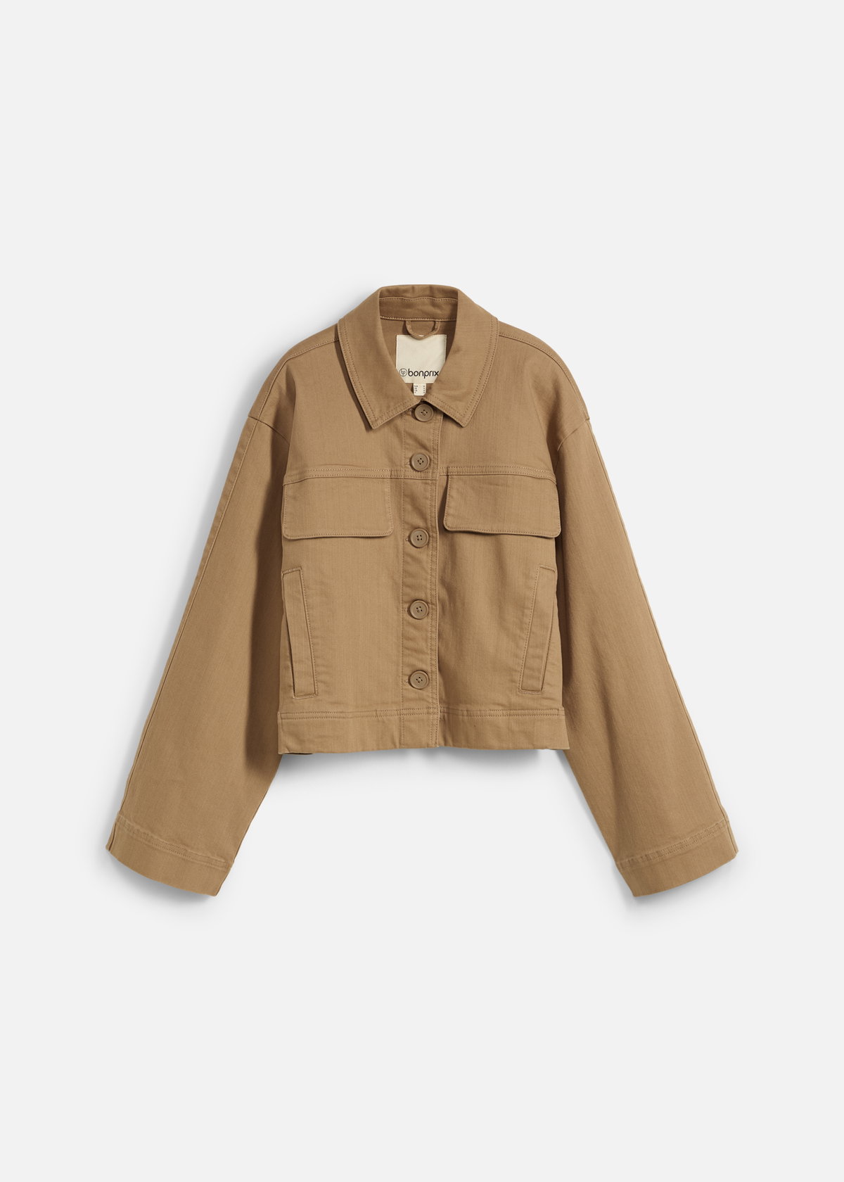 Liebe auf den ersten Blick ist die boxy geschnittene Kurzjacke von bonprix. Das klassische Camel macht sie zum Alltime-Favorite, der nicht nur perfekt mit Leo-Prints harmoniert