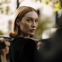Frisuren-Trends 2025: Kein Hairstyle ist im Frühling stylischer als der "Flipped Bob"