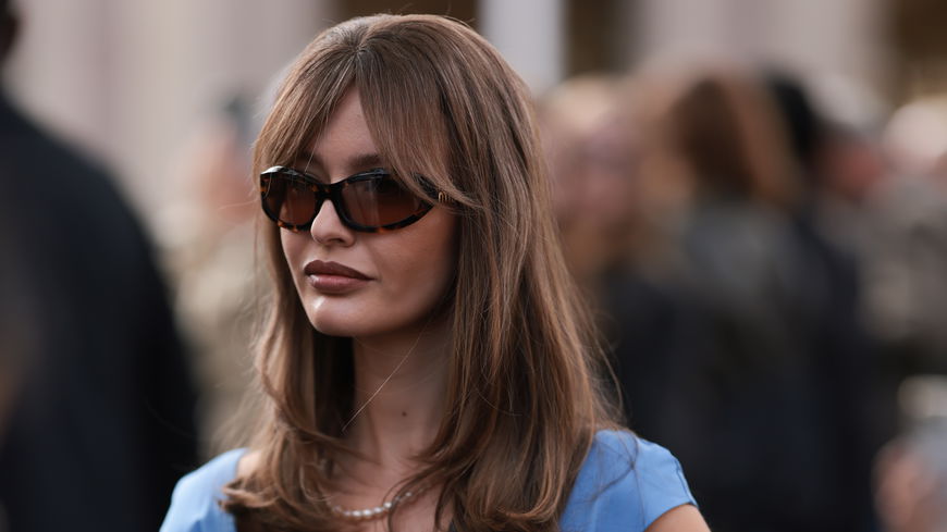 Dieser Frisurentrend feiert 2025 sein Comeback – laut Hairstylist