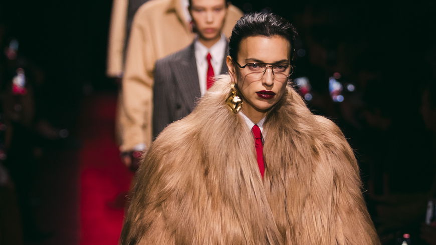 Mailand Fashion Week 2025: Ferrari Designer über Kreativität und innovative Stoffe