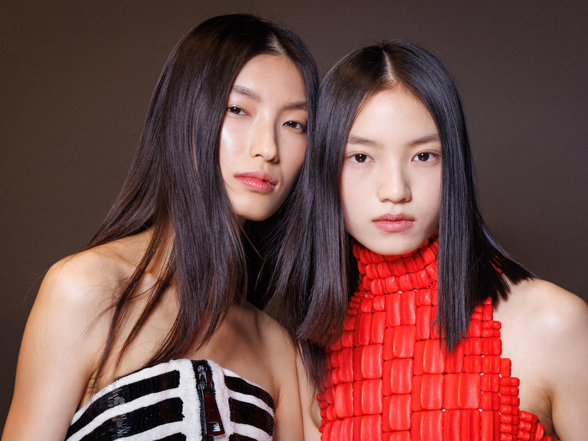 Models mit glatten Haaren