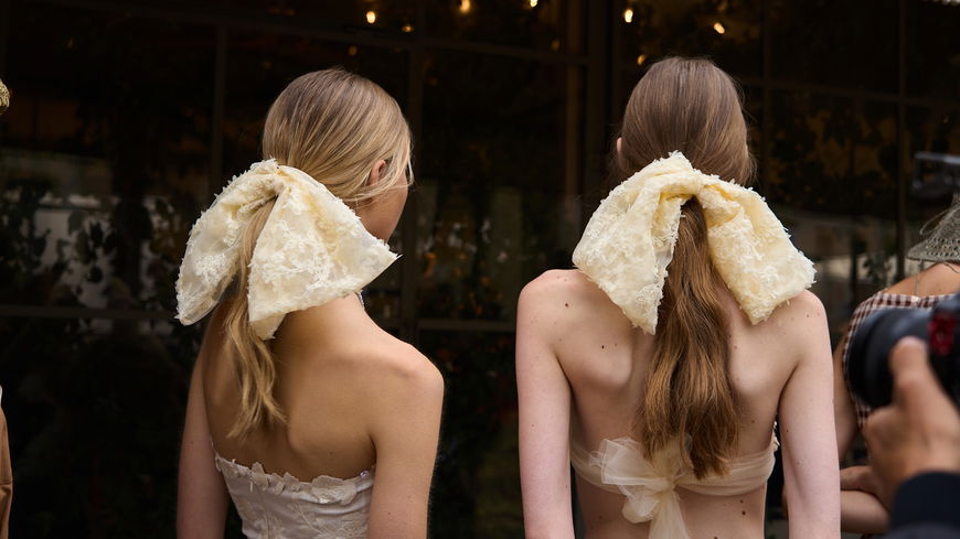 Kokosöl Haare: So einfach bekommst du eine gesunde, glänzende Mähne
