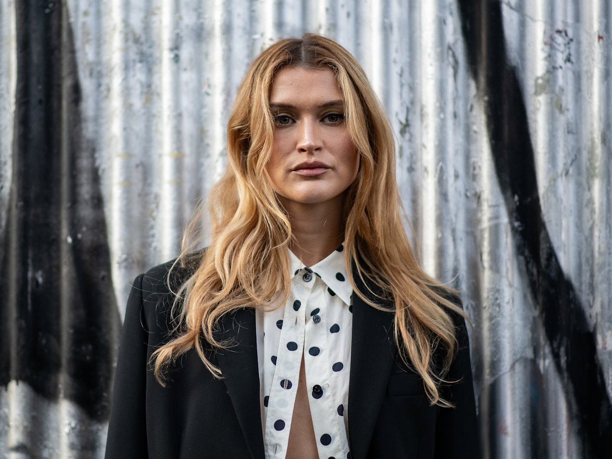 Blonde Haare Ansatz