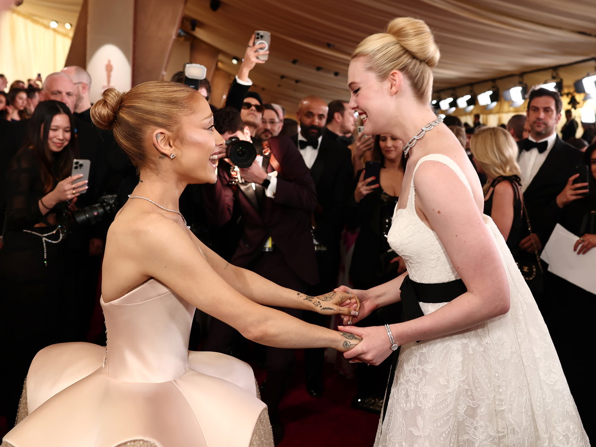 Ariana Grande und Elle Fanning