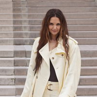 Laut Katie Holmes: Sneaker sollen ab sofort diese Farbe haben
